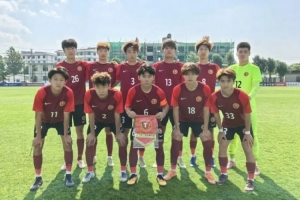 奋进·2026青训｜尹艺霖双响 辽宁铁人U20队4-0义乌商城学校U20队配图