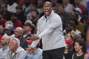 媒体人：西部竞争太激烈雷马杀出都要掉半管血 尼克斯或捡个便宜配图