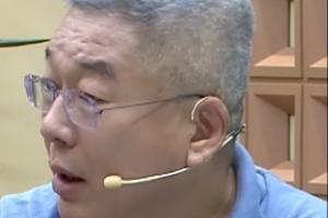 刘建宏：我认为梅西已全面超越马拉多纳，他是全球足球第一人配图